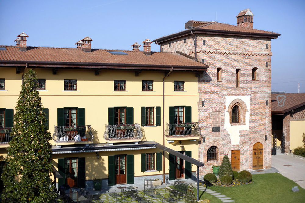 La Torre Dei Canonici Lumellogno Exterior foto